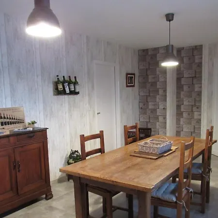 Le Pavillon Sandrey 住宿加早餐酒店 Moulis-en-Médoc